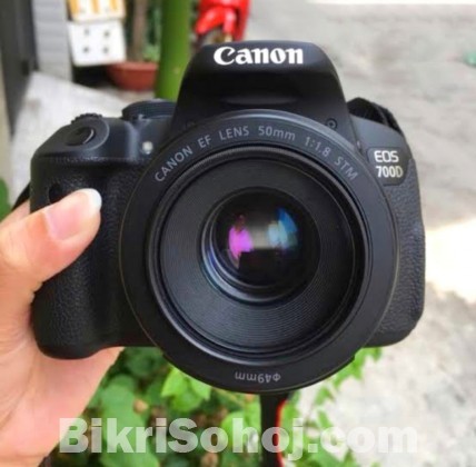 Canon 700d with 1.8F stm prime lens